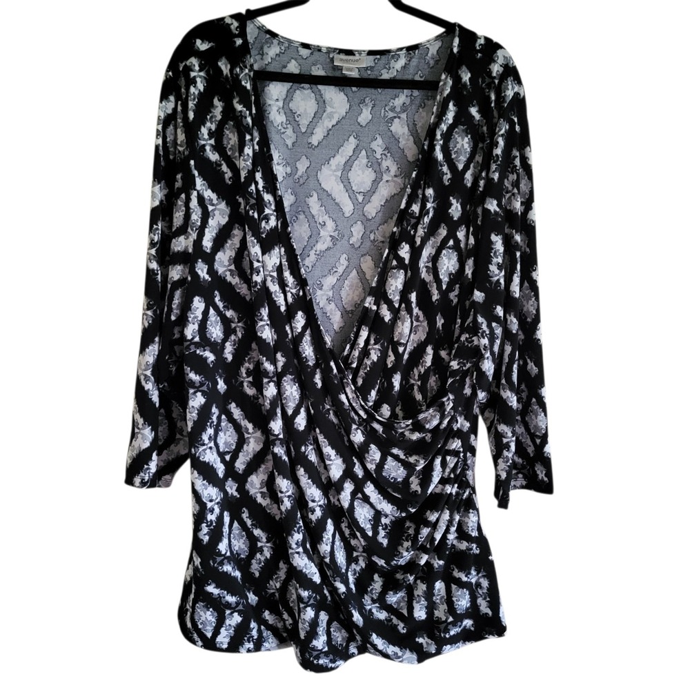 Avenue Top Women's Plus 30/32 Black White Geometric Faux Wrap‎ Stretchy Office